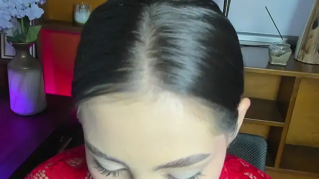 MegaanRouse  online show from 07-06-26, 12:45