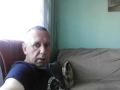 Snapshot of RafalekRozmarynowski81 chatting on 07-16-26, 05:15 RafalekRozmarynowski81 online show from 07-16-26, 05:15
