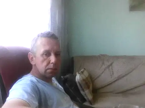 Snapshot of RafalekRozmarynowski81 chatting on 06-29-26, 08:21 RafalekRozmarynowski81 online show from 06-29-26, 08:21