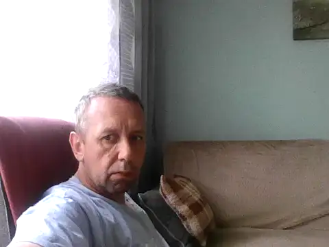 Snapshot of RafalekRozmarynowski81 chatting on 07-01-26, 05:41 RafalekRozmarynowski81 online show from 07-01-26, 05:41