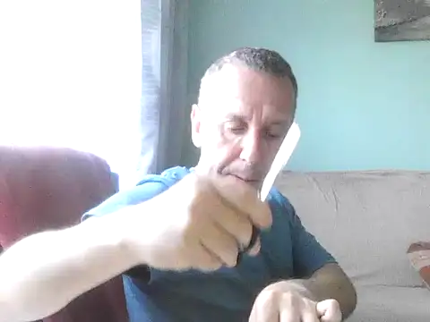 Snapshot of RafalekRozmarynowski81 chatting on 06-20-26, 04:17 RafalekRozmarynowski81 online show from 06-20-26, 04:17