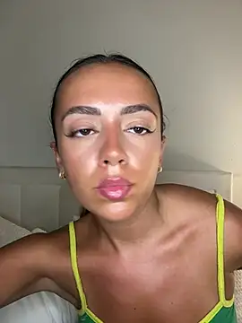 Snapshot of Harrietbronzex chatting on 07-16-26, 09:45 Harrietbronzex online show from 07-16-26, 09:45