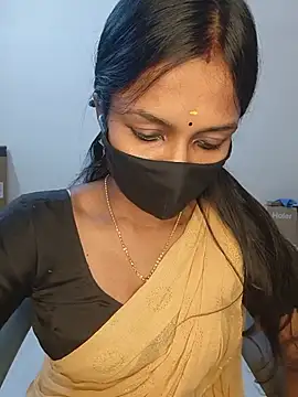 Snapshot of YALINITWO7_TAMIL chatting on 07-25-26, 06:47 YALINITWO7 TAMIL online show from 07-25-26, 06:47