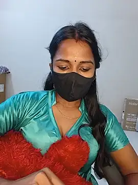 Snapshot of YALINITWO7_TAMIL chatting on 07-19-26, 07:43 YALINITWO7 TAMIL online show from 07-19-26, 07:43