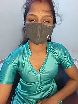 Snapshot of YALINITWO7_TAMIL chatting on 06-15-26, 01:00 YALINITWO7 TAMIL online show from 06-15-26, 01:00