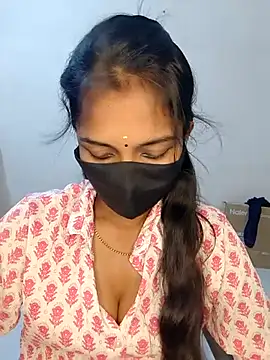 Snapshot of YALINITWO7_TAMIL chatting on 07-17-26, 07:00 YALINITWO7 TAMIL online show from 07-17-26, 07:00