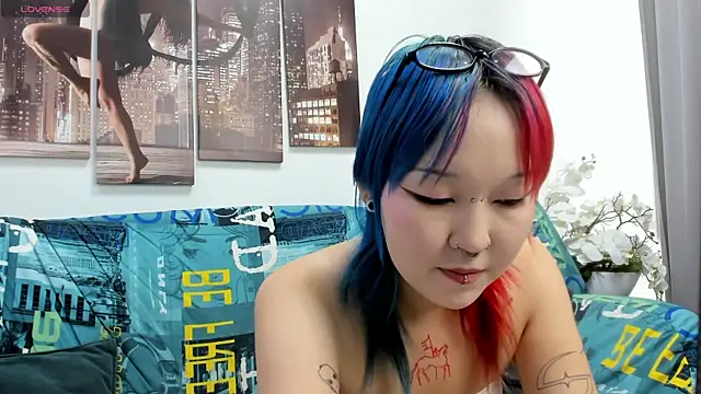 Snapshot of Cute__Kiko chatting on 07-20-26, 08:00 Cute Kiko online show from 07-20-26, 08:00