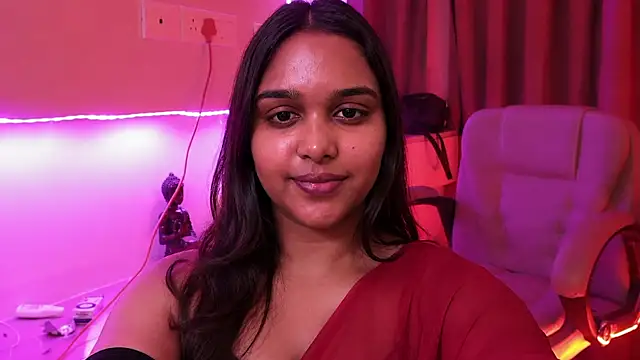 Snapshot of Anushu72 chatting on 06-15-26, 05:23 Anushu72 online show from 06-15-26, 05:23