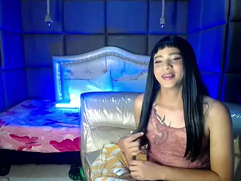 Snapshot of Clarissa_Gill chatting on 06-20-26, 06:02 Clarissa Gill online show from 06-20-26, 06:02