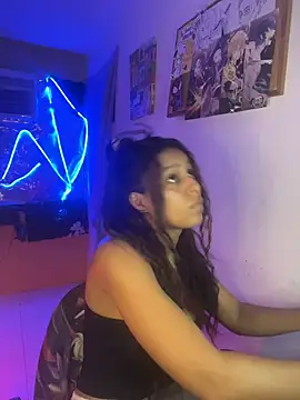 lunauzumaki online show from 06-25-26, 10:04