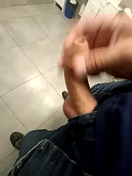 SmallDicki1989 online show from 07-04-26, 05:25