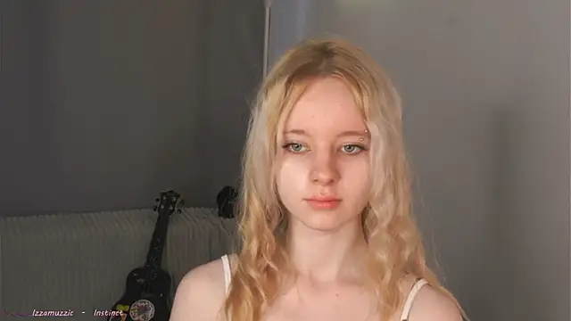 Snapshot of quake_123 chatting on 06-25-26, 04:23 quake 123 online show from 06-25-26, 04:23