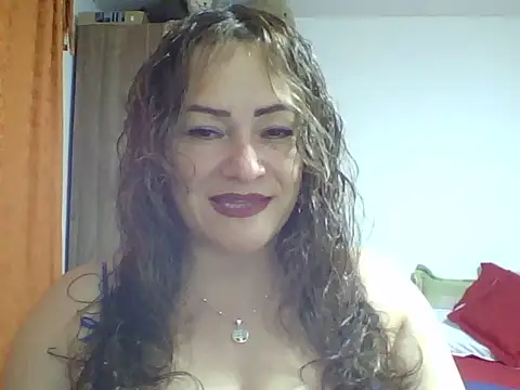 Snapshot of Ariana2402 chatting on 07-03-26, 03:02 Ariana2402 online show from 07-03-26, 03:02