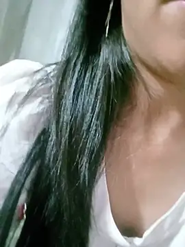Snapshot of Helen-nn chatting on 07-22-26, 02:08 Helen-nn online show from 07-22-26, 02:08
