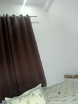 Snapshot of hottydisha chatting on 07-25-26, 04:13 hottydisha online show from 07-25-26, 04:13