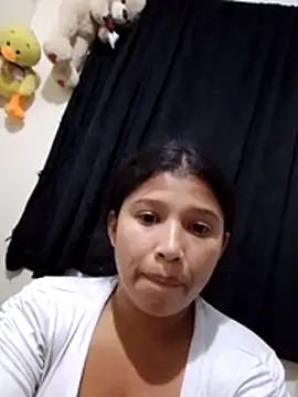 Snapshot of Nati_linda chatting on 06-17-26, 03:28 Nati linda online show from 06-17-26, 03:28