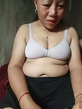 Snapshot of Lotus_09 chatting on 07-15-26, 02:46 Lotus 09 online show from 07-15-26, 02:46