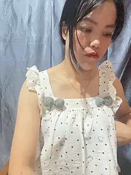 Snapshot of Sidy_02 chatting on 06-17-26, 12:21 Sidy 02 online show from 06-17-26, 12:21
