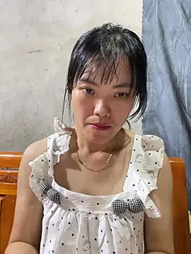 Snapshot of Sidy_02 chatting on 06-19-26, 12:11 Sidy 02 online show from 06-19-26, 12:11