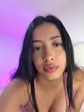 BellaSofyyy online show from 07-10-26, 07:58