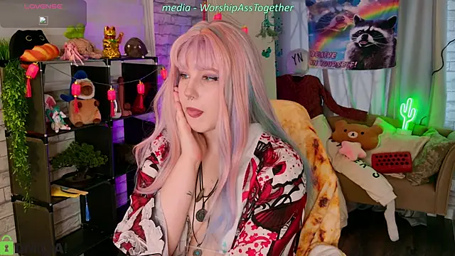 Snapshot of Candy-yeah chatting on 07-19-26, 01:14 Candy-yeah online show from 07-19-26, 01:14