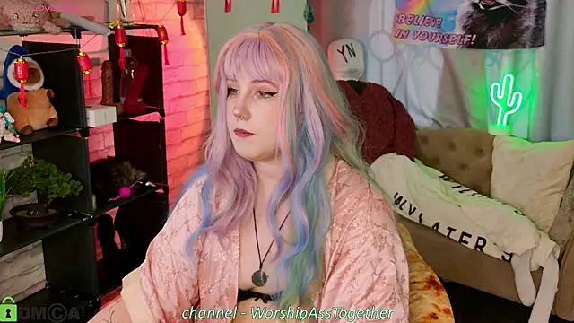 Snapshot of Candy-yeah chatting on 06-20-26, 01:10 Candy-yeah online show from 06-20-26, 01:10