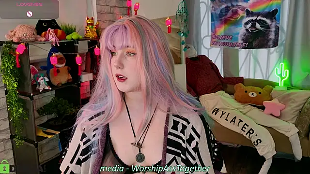 Snapshot of Candy-yeah chatting on 07-10-26, 01:05 Candy-yeah online show from 07-10-26, 01:05
