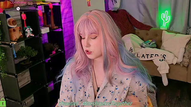 Snapshot of Candy-yeah chatting on 06-22-26, 01:11 Candy-yeah online show from 06-22-26, 01:11