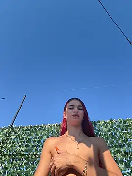 Snapshot of VixenRosse chatting on 07-15-26, 04:41 VixenRosse online show from 07-15-26, 04:41