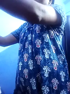 Snapshot of Tamil-neelavathi chatting on 06-18-26, 08:02 Tamil-neelavathi online show from 06-18-26, 08:02