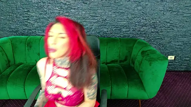 CassyFoxyy online show from 07-13-26, 04:23