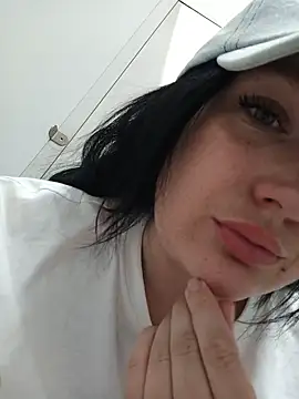 LoveVixen LoveWolf online show from 07-18-26, 12:25
