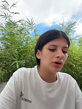 Mia Alanna online show from 06-25-26, 06:35