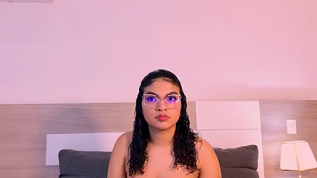 Snapshot of MelodyAlvarez chatting on 07-10-26, 11:54 MelodyAlvarez online show from 07-10-26, 11:54