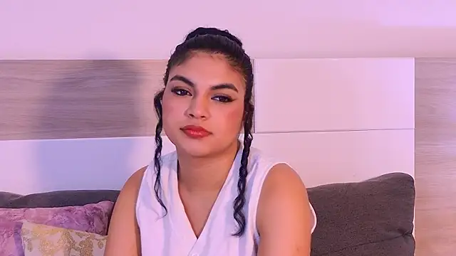 Snapshot of MelodyAlvarez chatting on 07-28-26, 08:52 MelodyAlvarez online show from 07-28-26, 08:52
