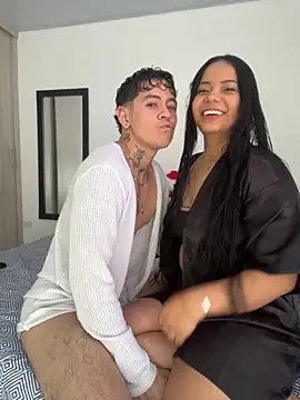 ColombianSexyCouple  online show from 06-18-26, 02:22