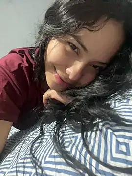 ColombianSexyCouple  online show from 08-02-26, 03:27