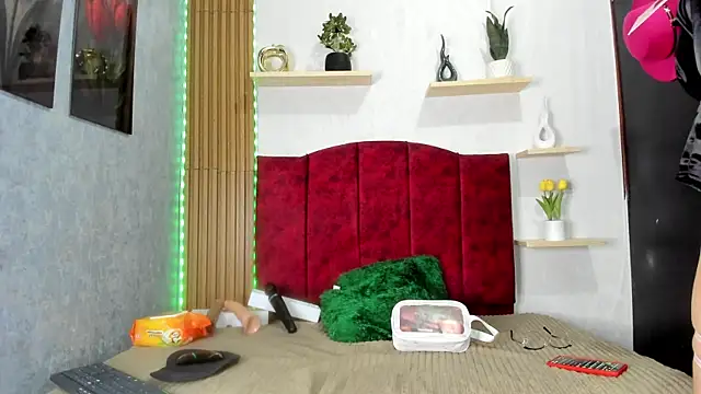 Snapshot of Rosse_depp chatting on 07-08-26, 01:23 Rosse depp online show from 07-08-26, 01:23
