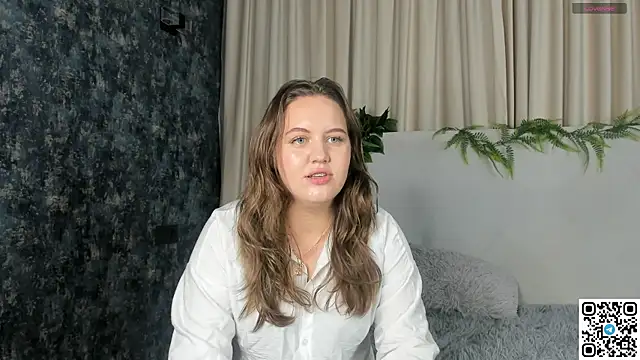 Snapshot of MissBadTiming chatting on 06-27-26, 06:14 MissBadTiming online show from 06-27-26, 06:14