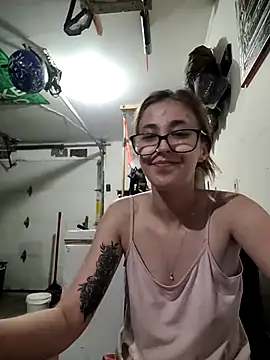 Snapshot of NeedyNina chatting on 07-16-26, 12:29 NeedyNina online show from 07-16-26, 12:29
