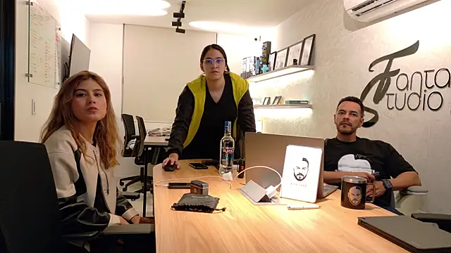 SecretKnigth online show from 06-25-26, 05:12