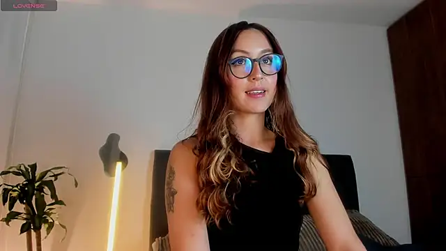 SweetCatii online show from 06-17-26, 03:33