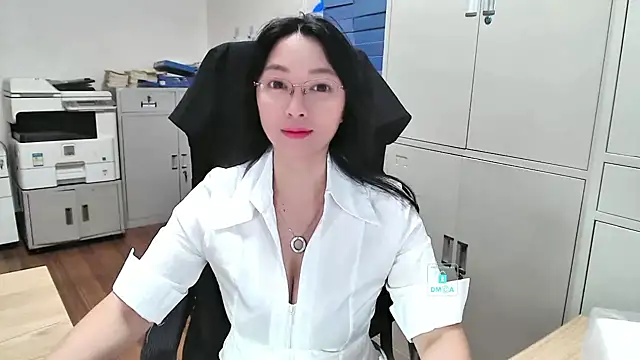 Snapshot of baijie0616 chatting on 07-22-26, 06:04 baijie0616 online show from 07-22-26, 06:04