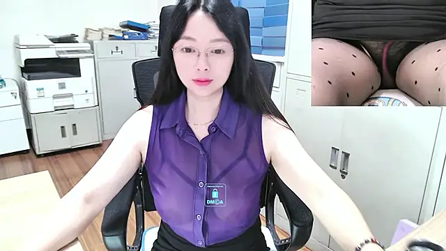 Snapshot of baijie0616 chatting on 07-23-26, 03:04 baijie0616 online show from 07-23-26, 03:04