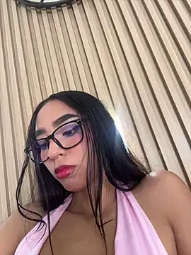 Snapshot of sofi-jimenez chatting on 06-27-26, 11:38 sofi-jimenez online show from 06-27-26, 11:38