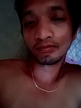Snapshot of bebeboi016 chatting on 06-16-26, 08:25 bebeboi016 online show from 06-16-26, 08:25
