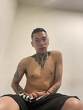 Snapshot of alejoggg1 chatting on 06-16-26, 09:09 alejoggg1 online show from 06-16-26, 09:09