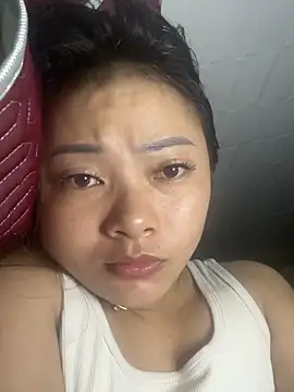 Annie 699 online show from 06-30-26, 05:18
