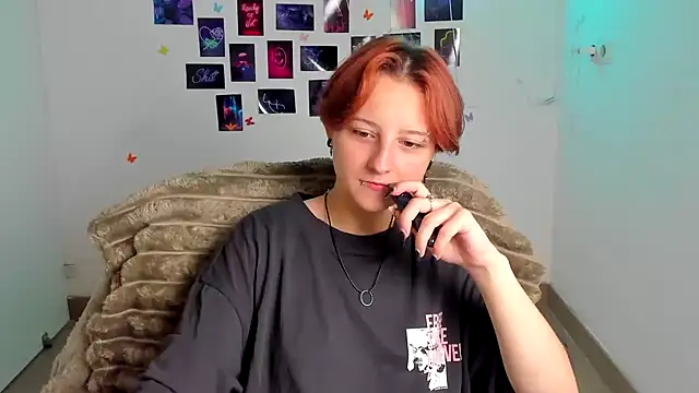 Snapshot of Dilara_Kiss_ chatting on 07-11-26, 11:21 Dilara Kiss online show from 07-11-26, 11:21