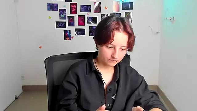 Snapshot of Dilara_Kiss_ chatting on 07-27-26, 11:28 Dilara Kiss online show from 07-27-26, 11:28